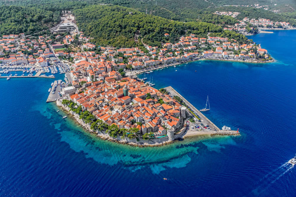 KorĨula